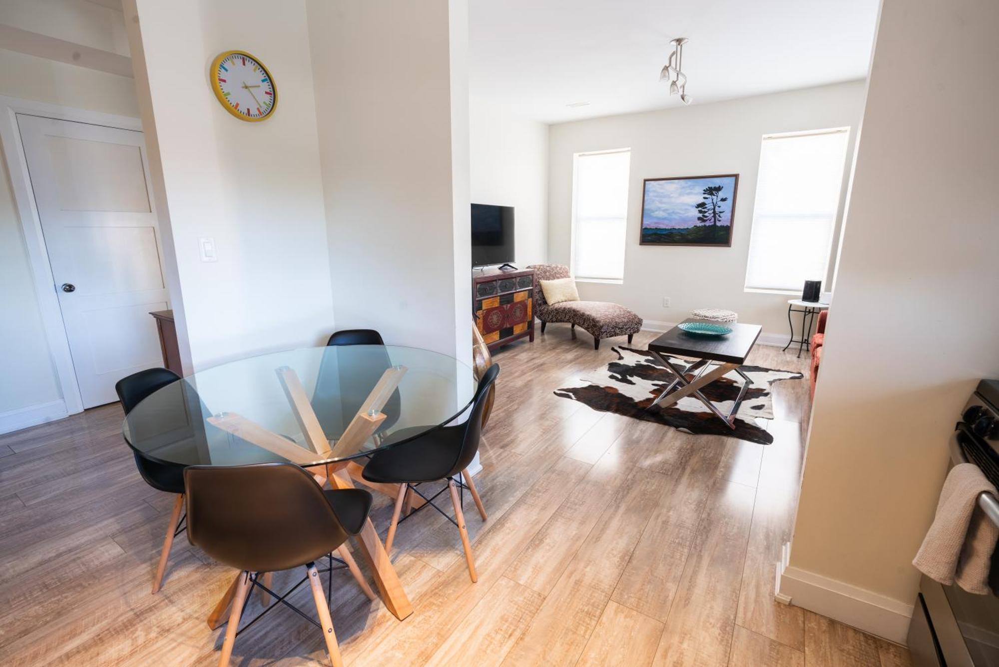 Spacious 3 Bedroom Apartment In Heart Of Niagara Thorold Eksteriør billede