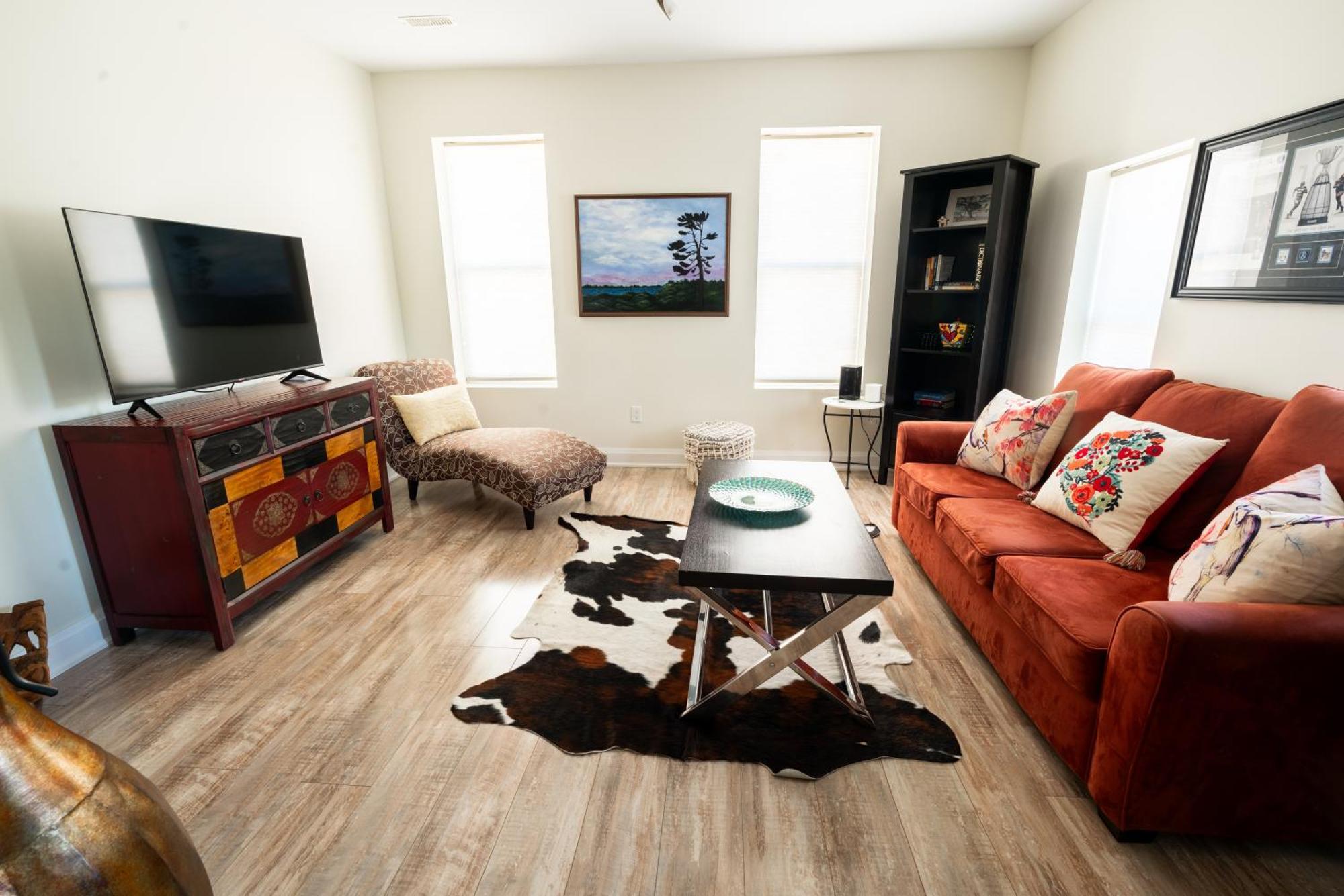 Spacious 3 Bedroom Apartment In Heart Of Niagara Thorold Eksteriør billede